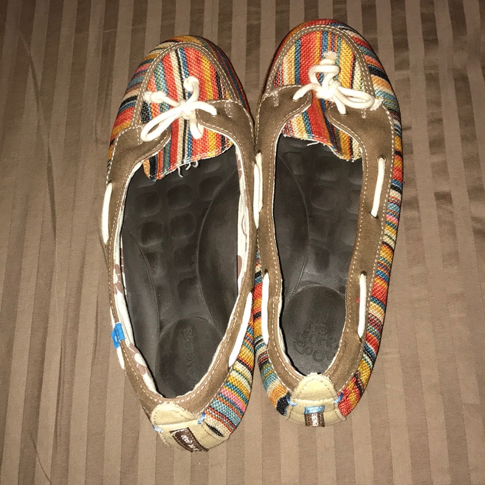 Striped canvas loafers